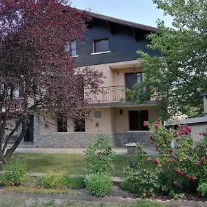 https://maison-blanche-briancon-hautes-alpes.fr-provencehotel.com